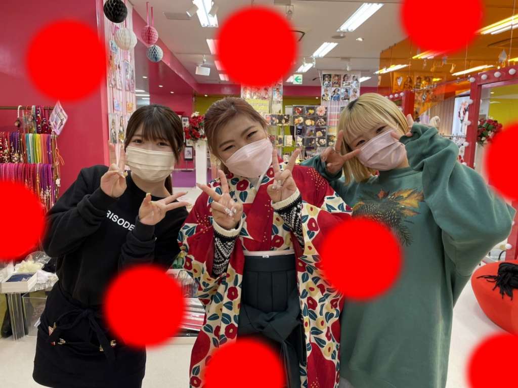 TAKAZEN　タカゼン　モード　黒色　青色　派手　キラキラ　振袖　成人式　レンタル