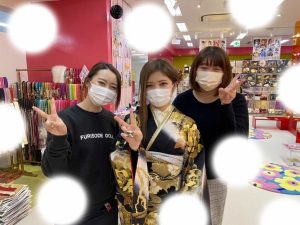TAKAZEN　タカゼン　モード　黒色　　派手　キラキラ　　龍　神戸　振袖　成人式　レンタル