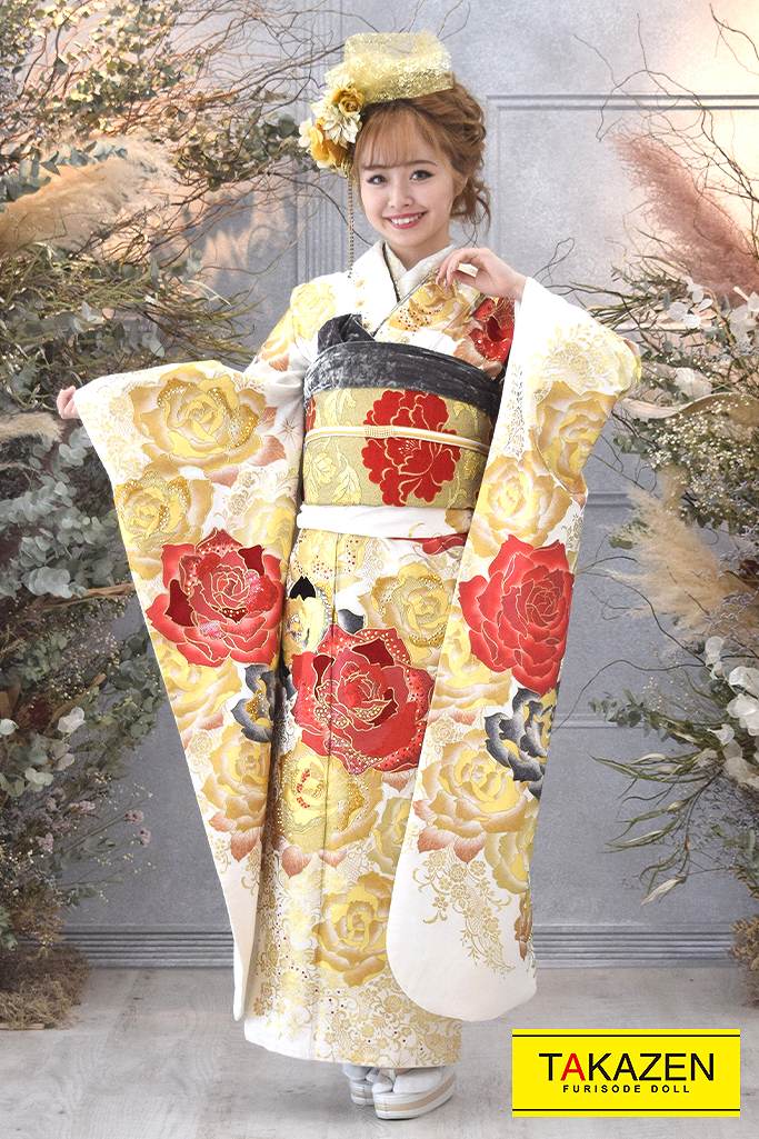 TAKAZENのレンタル振袖 モード　白/金/赤　薔薇柄　豪華　キラキラスワロフスキー付き　派手振袖 　ゴージャス系【通販可】　YK223