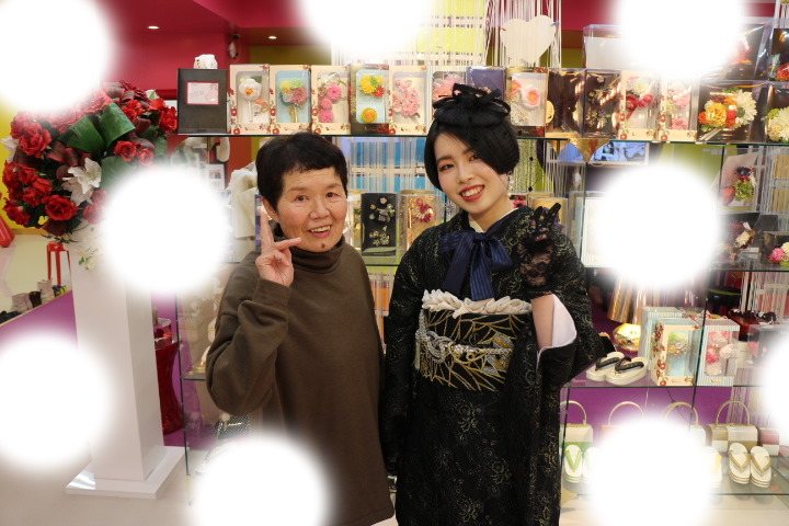 TAKAZEN　タカゼン　モード　黒色　青色　派手　キラキラ　振袖　成人式　レンタル