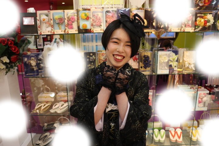 TAKAZEN　タカゼン　モード　黒色　青色　派手　キラキラ　振袖　成人式　レンタル