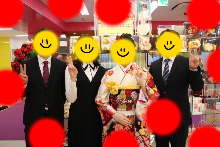 TAKAZEN　タカゼン　モード　黒色　青色　派手　キラキラ　振袖　成人式　レンタル