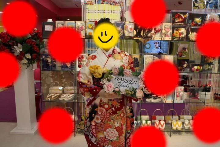 TAKAZEN　タカゼン　モード　黒色　青色　派手　キラキラ　振袖　成人式　レンタル
