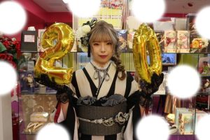 TAKAZEN　タカゼン　モード　黒色　青色　派手　キラキラ　振袖　成人式　レンタル