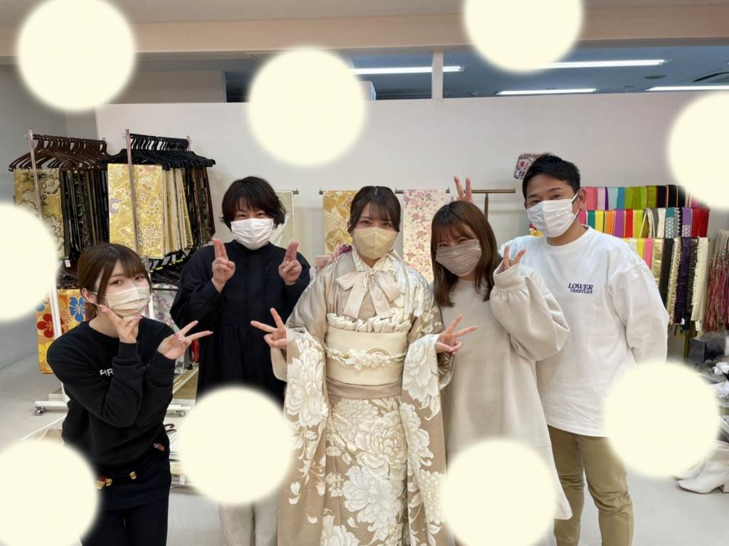 【TAKAZEN神戸店】♡26日　くすみカラーのイマドキお振袖の姫ちゃん♡