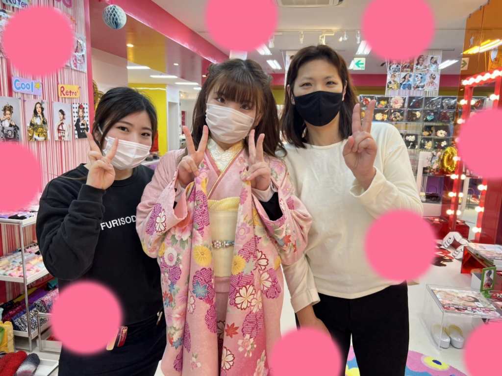 TAKAZEN　タカゼン　モード　黒色　青色　派手　キラキラ　振袖　成人式　レンタル