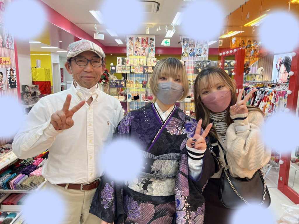 TAKAZEN　タカゼン　モード　黒色　青色　派手　キラキラ　振袖　成人式　レンタル