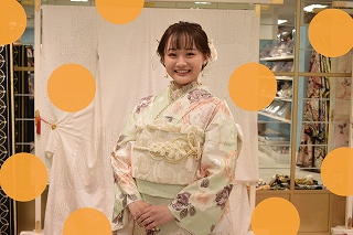 ヴｨンテージ　くすみ　振袖レンタル