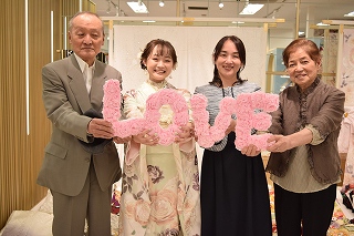 ヴｨンテージ　くすみ　振袖レンタル