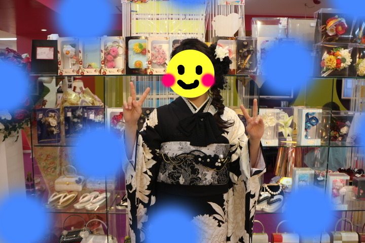 TAKAZEN　タカゼン 黒色 キラキラ　振袖　成人式　レンタル