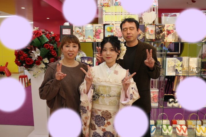 TAKAZEN　タカゼン　前撮り　スタジオ　オシャレ　振袖　成人式　レンタル