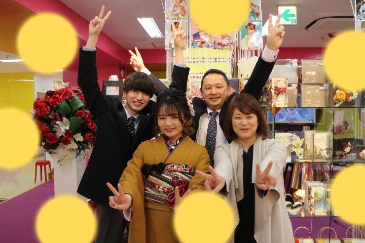 TAKAZEN　タカゼン　前撮り　スタジオ　オシャレ　振袖　成人式　レンタル