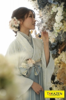 袴くすみ