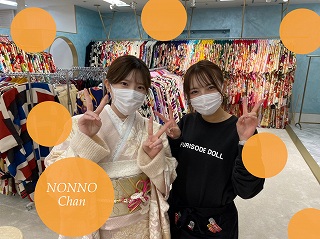ヴｨンテージ　くすみ　振袖レンタル