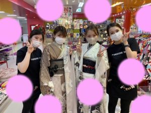 成人式　振袖　ペア割　くすみカラー　中村里砂　ブラウン　白黒