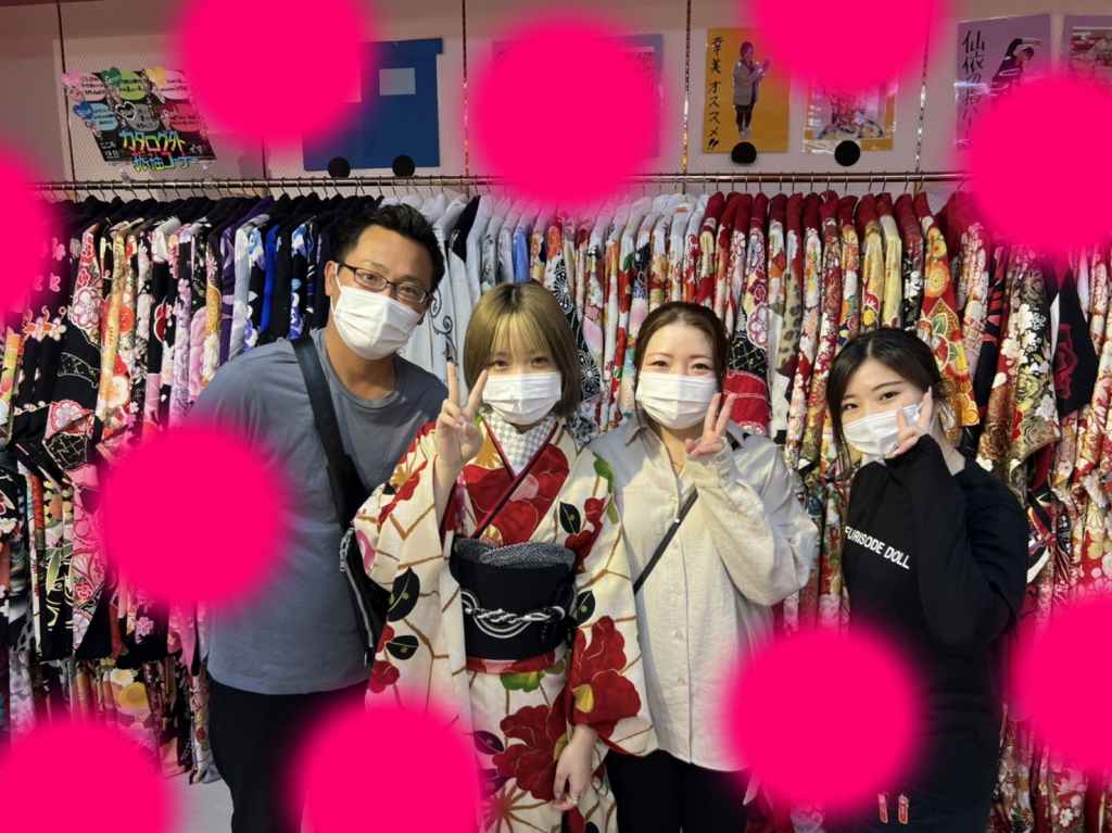 振袖　成人式　前撮り　TAKAZEN　かわいい　イマドキ　白色　ヴィンテージ