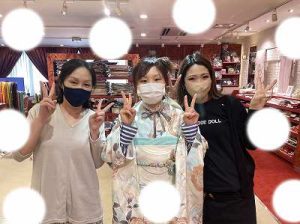 振袖　水色