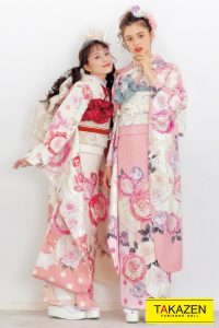 キュート　量産型　かわいい　振袖