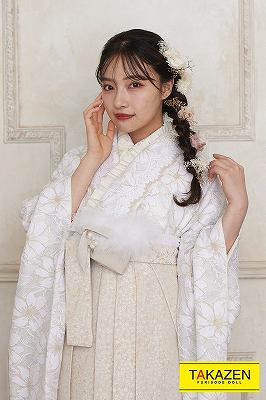 【TAKAZEN梅田本店】♥ひめかちゃん着用！！白レース袴のご紹介♥