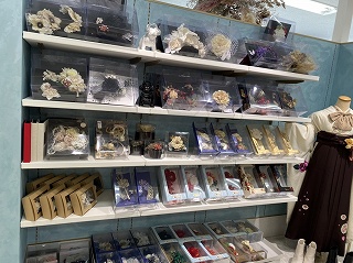 髪飾り　成人式　店頭