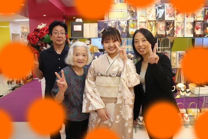 TAKAZEN神戸店　前撮り撮影会　イマドキ　カワイイ　コディネート　くすみカラー　振袖レンタル