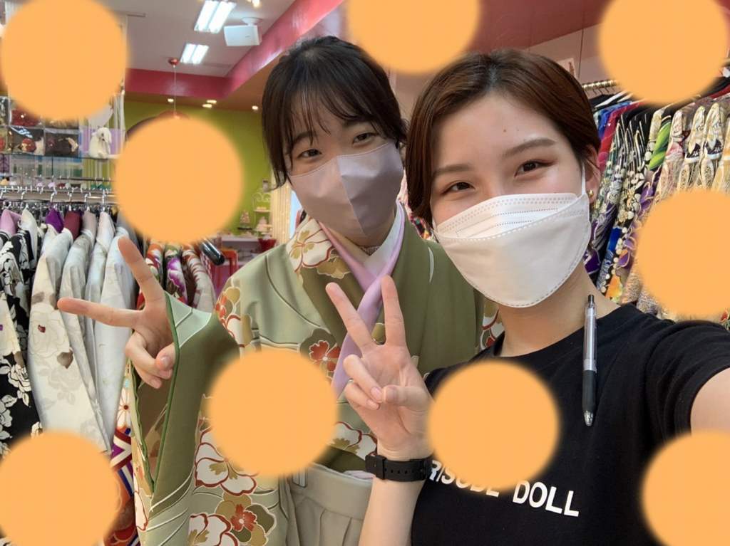 TAKAZEN神戸店　　卒業式　袴　緑 　ベージュ　シンプル　古典　　