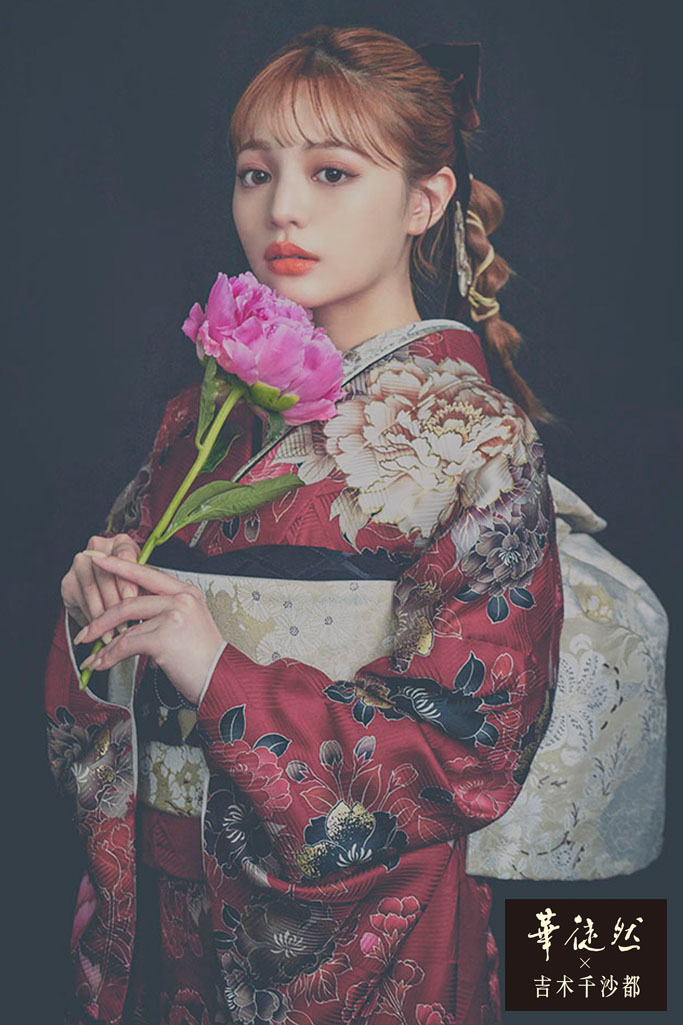TAKAZENのレンタル振袖 【華徒然×吉木千沙都】赤　大柄　華やか　かっこいい　大人っぽい　トレンド　【通販可】K609