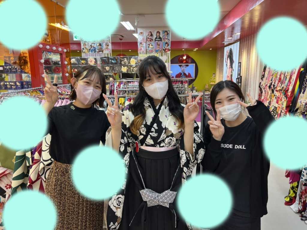 TAKAZEN神戸店　袴　卒業式　黒　　イマドキ　カワイイ　コディネート