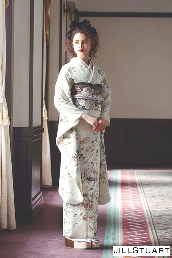 Jillstuart ジルスチュアート 振袖 アイボリー ボタニカルフラワー かわいい 流行り 通販可 K622 成人式振袖 卒業式袴レンタル 前撮りなら Takazen 大阪 梅田 心斎橋 堺 兵庫 神戸三宮 奈良の店舗へ