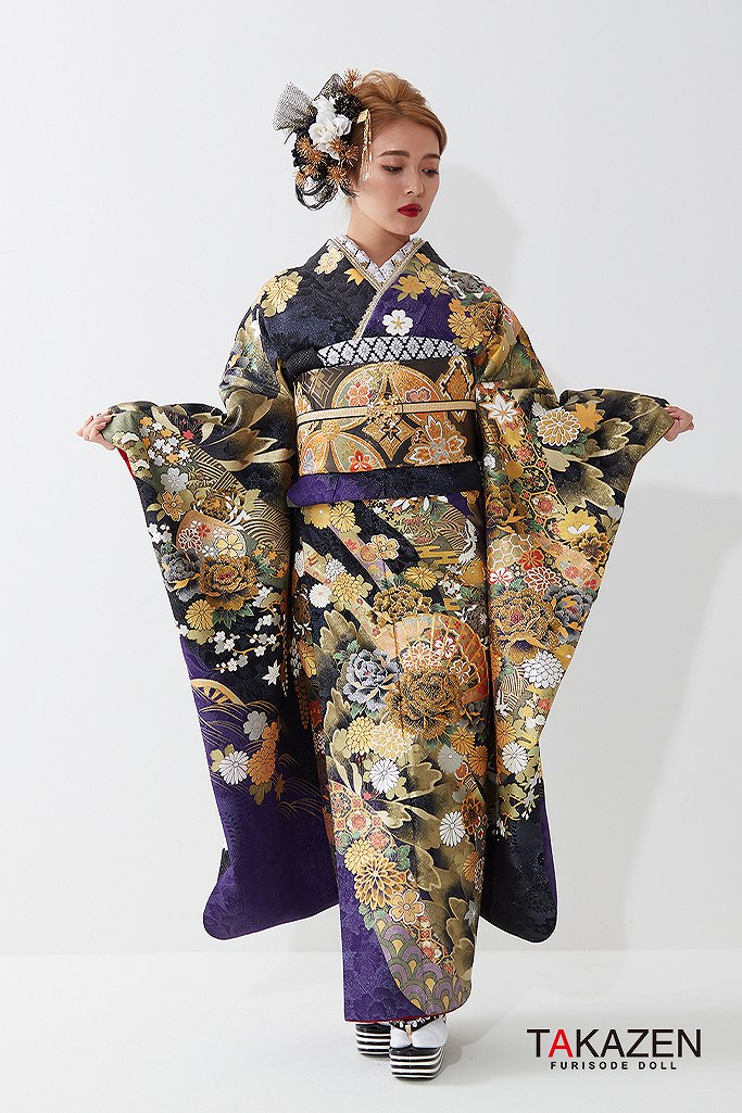 TAKAZENのレンタル振袖 ジャパンモード　黒/紫　吉祥文様/扇柄　花魁風　渋い　かっこいい　和柄モード振袖　派手　目立つ　ラメ入り生地　夏音【通販可】G53