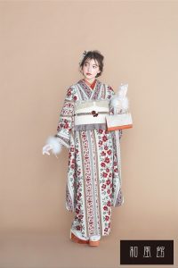 レトロ　個性的　振袖