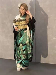 モード　くすみ　振袖レンタル