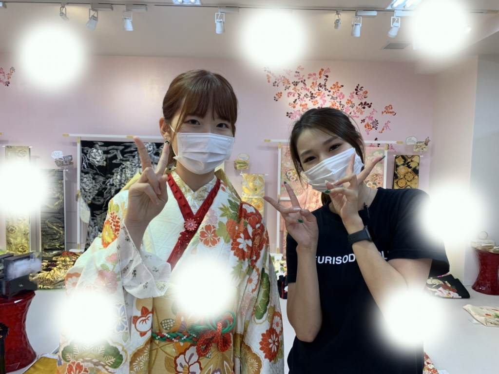 TAKAZEN神戸店　白　イマドキ　カワイイ　コディネート