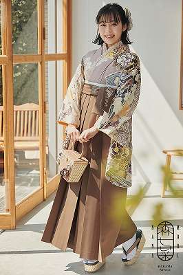 【TAKAZEN梅田本店】♡9日　カワイイ最新袴揃えてます！♡