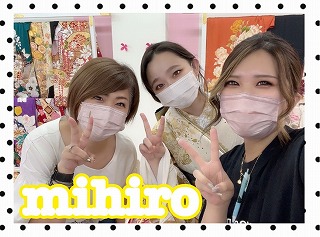 【TAKAZEN奈良店】１６日♡2024年成人式を迎える白×金の姫系オシャレな振袖姫ちゃん＆2023年卒業のレトロで個性的卒業式袴姫ちゃん♡