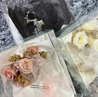 成人式　髪飾り　ドライフラワー　ピンク　白　黒　奈良　オシャレ