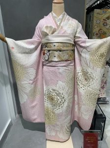 シンプル　古典柄　振袖レンタル