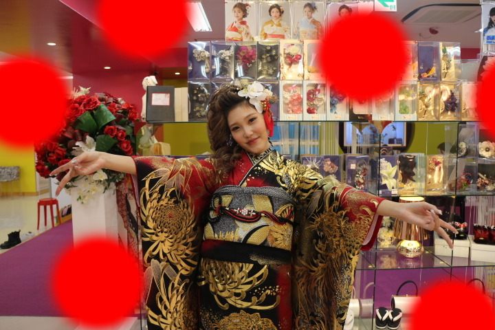 TAKAZEN神戸三宮店　前撮り撮影会　イマドキ　カワイイ　コディネート　振袖　レンタル　くすみ　派手　キラキラ　かわいい　おしゃれ　イマドキ　成人式