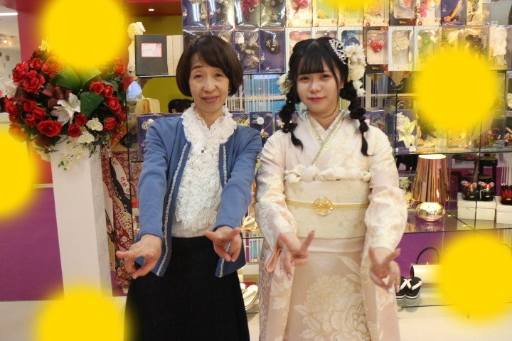 TAKAZEN神戸三宮店　前撮り撮影会　イマドキ　カワイイ　コディネート　振袖　レンタル　くすみ　派手　キラキラ　かわいい　おしゃれ　イマドキ　成人式