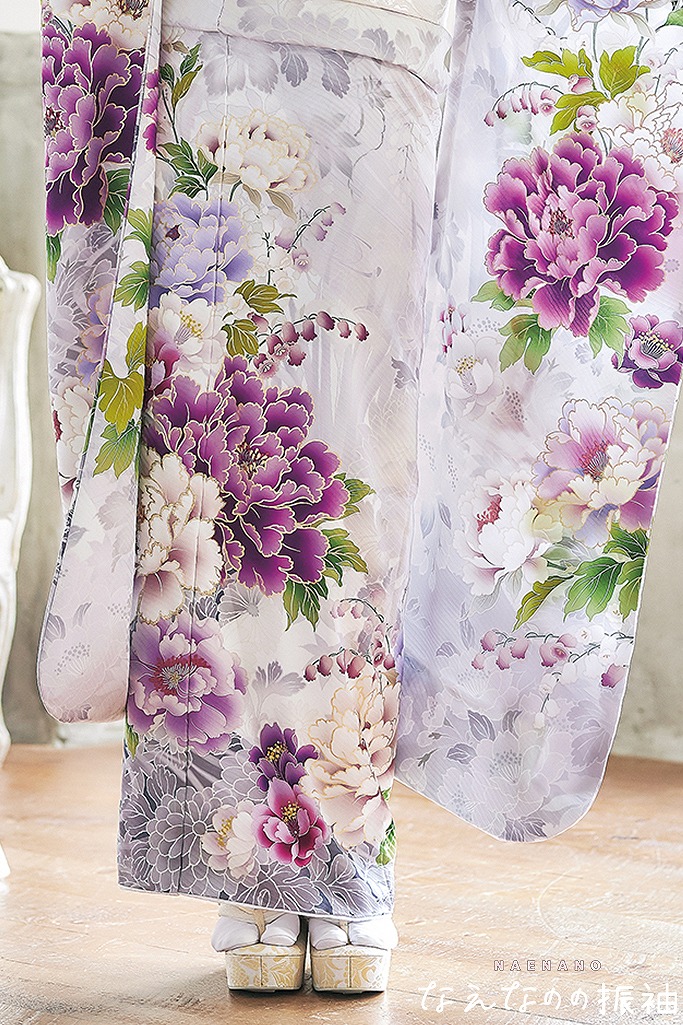なえなのの振袖 薄紫 パープル ボタン柄 華やか 可愛い くすみカラー古典 爽やか 大人っぽい 通販可 K647 成人式振袖 卒業式袴レンタル 前撮りなら Takazen 大阪 梅田 心斎橋 堺 兵庫 神戸三宮 奈良の店舗へ