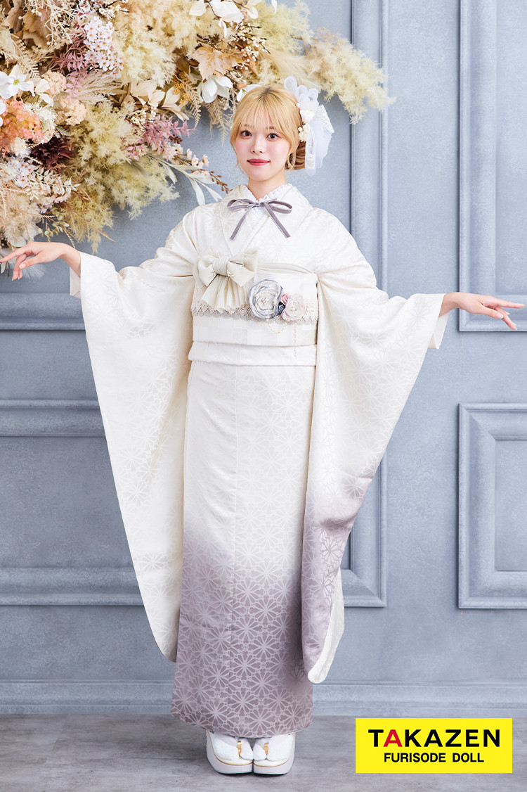 TAKAZENのレンタル振袖 安い！くすみカラーエレガント　白/グレー/ニュアンスカラー　九重×中村里砂ブランド振袖　シンプル　無地振袖 　グラデーション【通販可】24016