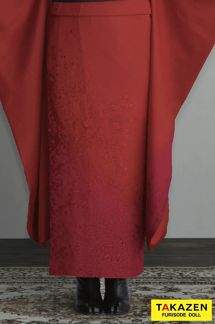 TAKAZENのレンタル振袖 ヴィンテージスタイル 赤 無地 目立つ振袖 個性的 スタイリッシュ シック ブーツスタイル レトロ 南琴奈【通販可】24035