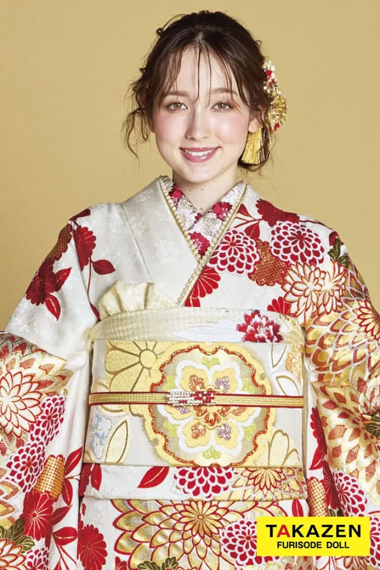 TAKAZENのレンタル振袖 最高級古典柄振袖 滝泰/最高級金彩刺繍絞り友禅 白/金/赤 菊柄 上品な振袖 綺麗 はんなり 豪華 唐絞り 周防ジゼル【通販可】24040