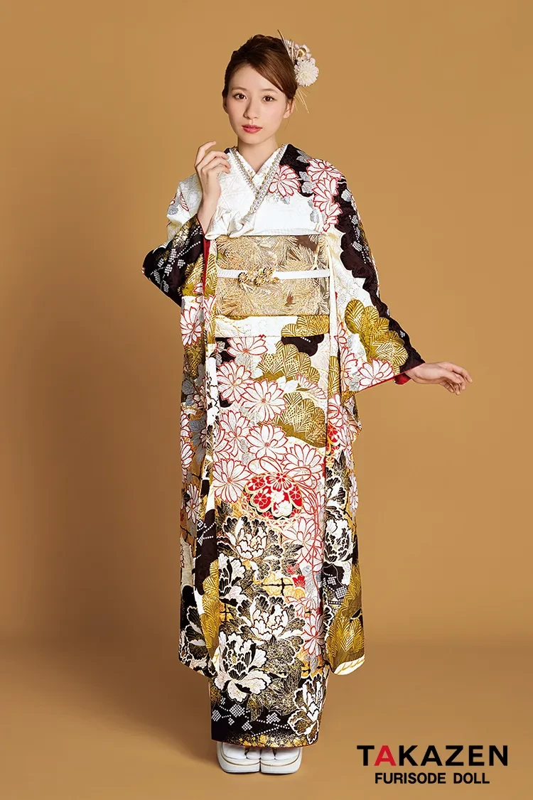 TAKAZENのレンタル振袖 最高級古典柄振袖 滝泰/最高級金彩刺繍絞り友禅 白/金/茶 鞠柄/牡丹柄 大人っぽい 豪華 上品 白宮みずほ【通販可】24042