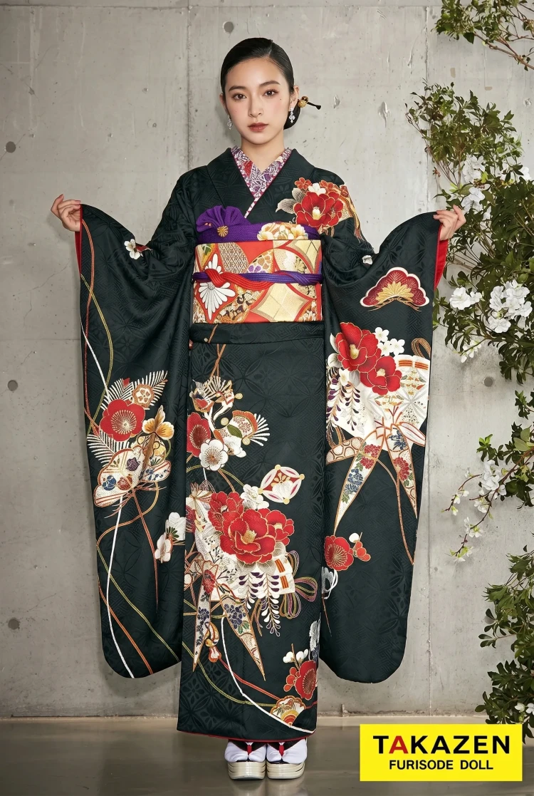TAKAZENのレンタル振袖 粋古典　黒地/赤　ツバキ柄　大人っぽい着こなし　かっこいい振袖　シック　シンプル　クール【通販可】24057