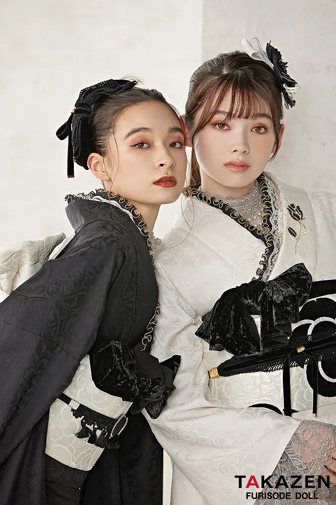 シンプルなデザインが今ドキでオシャレ❤ヴィンテージコーデ✨