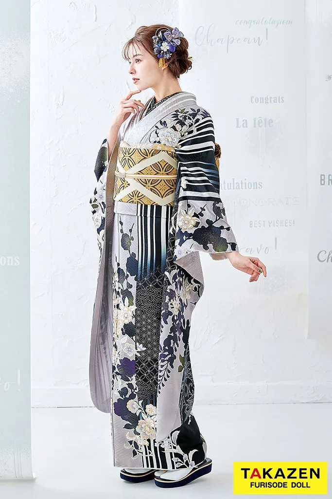 TAKAZENのレンタル振袖 くすみカラー古典　淡い色/くすみグレー　小花柄/ボタニカルフラワー　大人っぽい淡色振袖【通販可】　K683