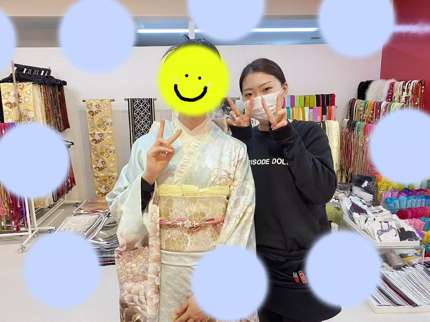 振袖　レンタル　水色　TAKAZEN神戸三宮店　前撮り撮影会　イマドキ　カワイイ　コディネート　振袖　レンタル　くすみ　派手　キラキラ　かわいい　おしゃれ　イマドキ　成人式