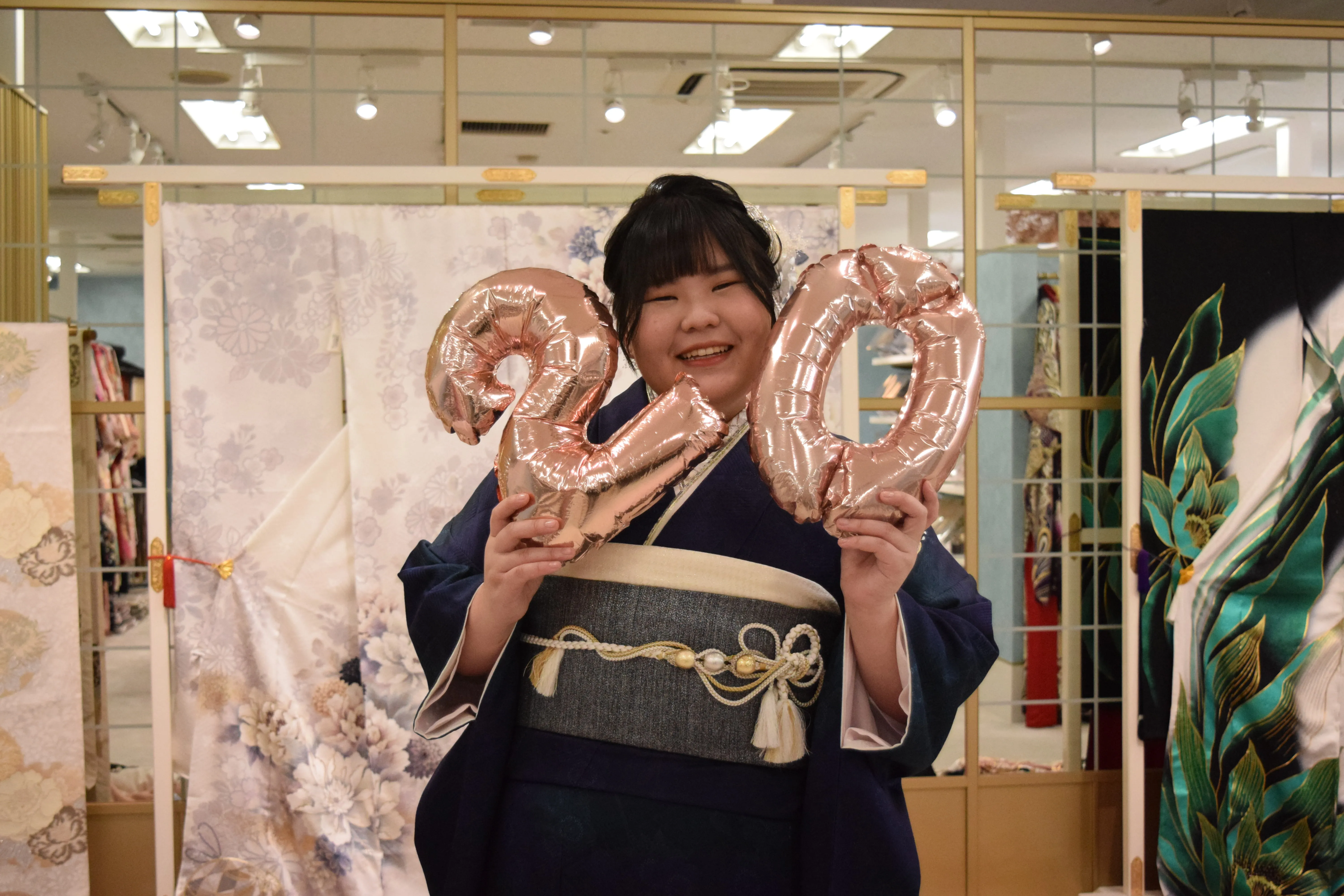 前撮り　写真　人気　振袖レンタル　可愛い　大阪　なんば　流行　2024　2025　成人式
