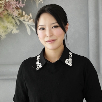 山口　里佳